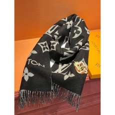 Louis Vuitton Scarf